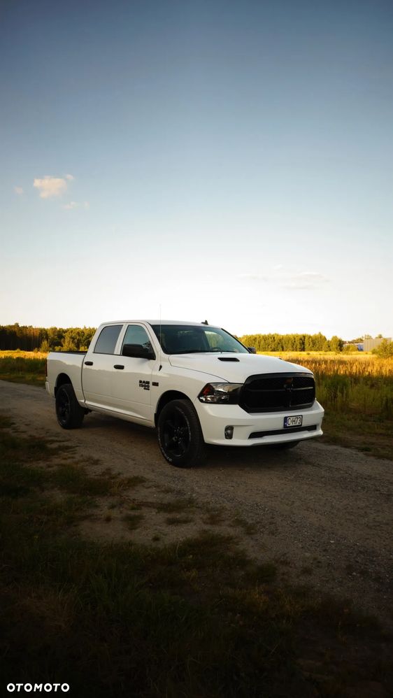 Dodge RAM 1500 5.7 4x4 - 25