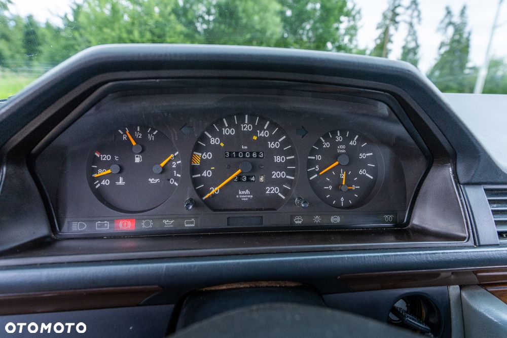 Mercedes-Benz W124 (1984-1993) - 4