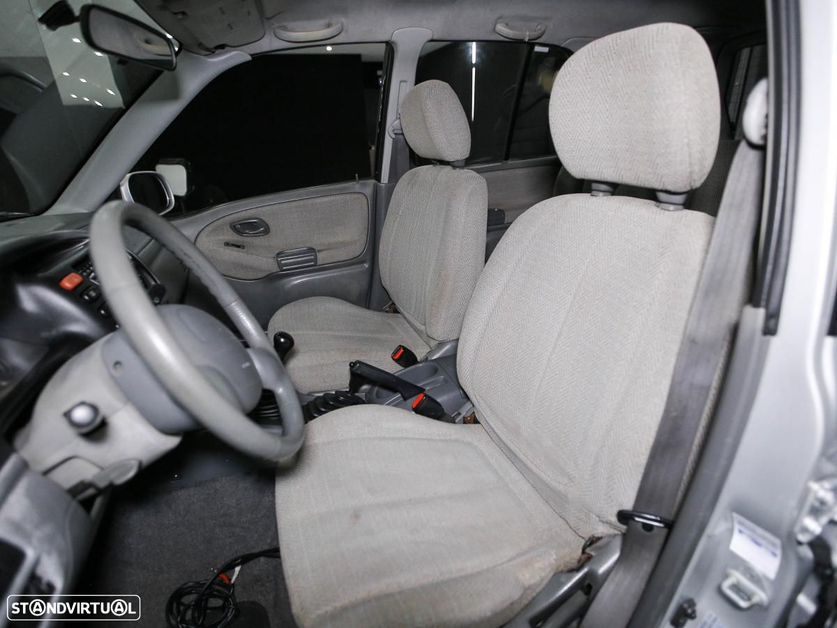 Suzuki Grand Vitara - 7