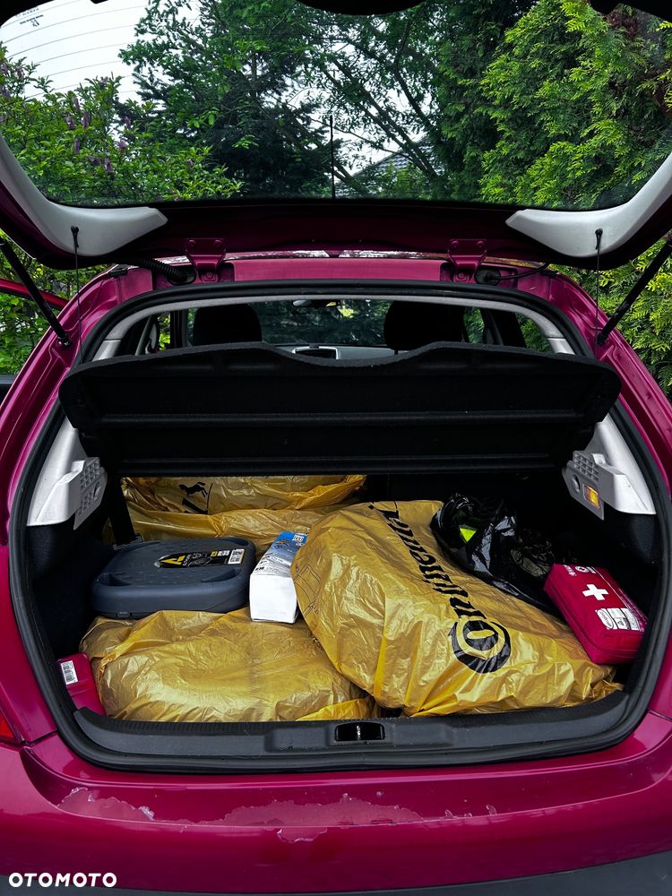Peugeot 207 1.4 16V Trendy - 22