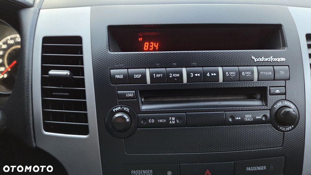 Mitsubishi Outlander - 17