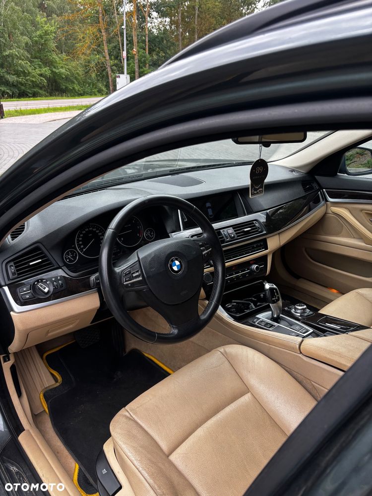 BMW Seria 5 520d - 16