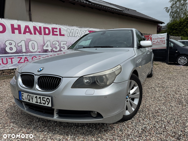 BMW Seria 5 523i Touring