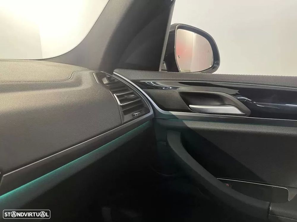 BMW iX3 M Sport Inspiring - 37
