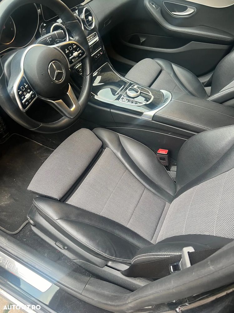 Mercedes-Benz C 200 T 9G-TRONIC AMG Line - 11