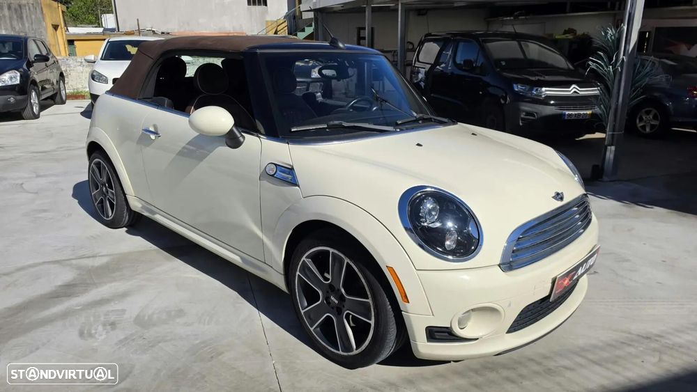 MINI Cabrio Cooper D - 12