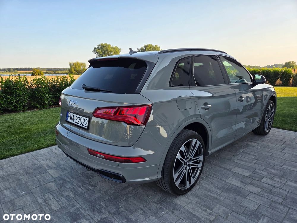 Audi SQ5 - 5