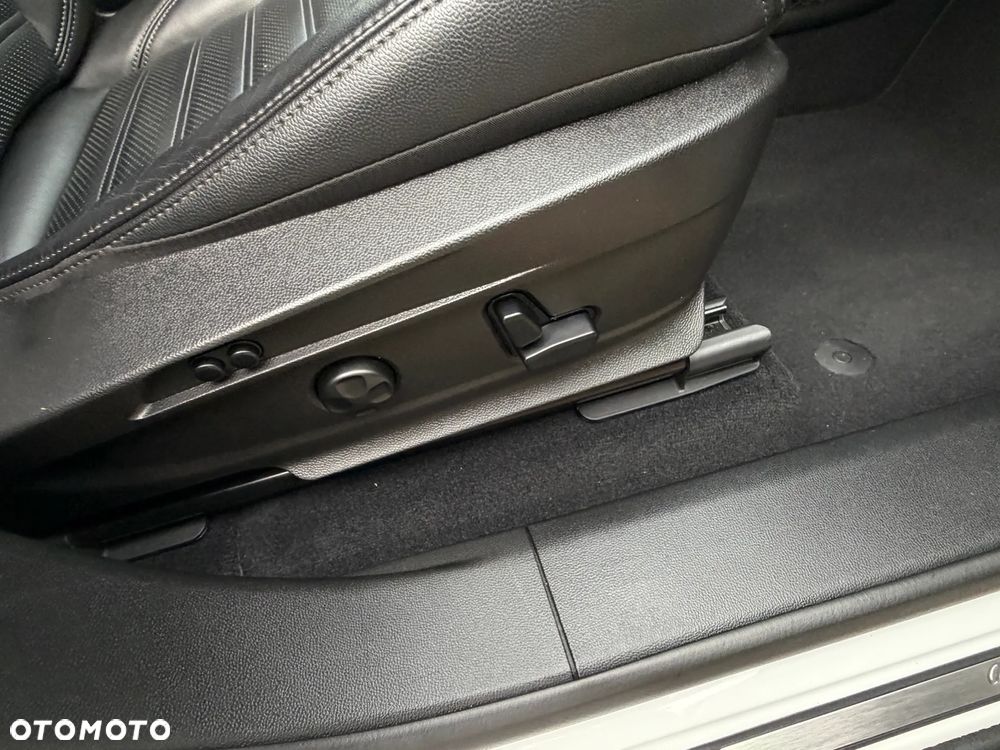 Alfa Romeo Stelvio 2.0 Turbo B-Tech Edition Q4 - 16