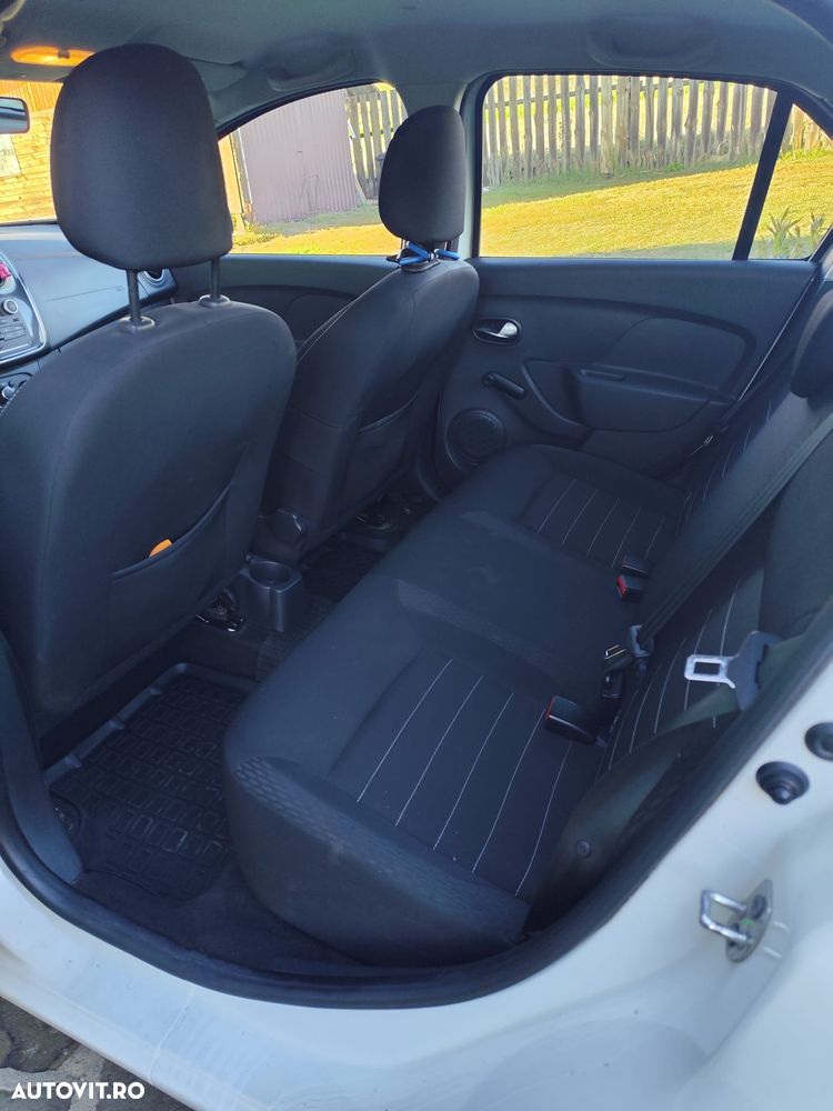Dacia Logan 1.5 Blue dCi Laureate - 6