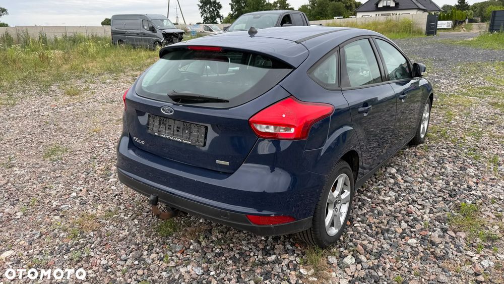 Ford Focus 1.0 EcoBoost Titanium ASS - 5