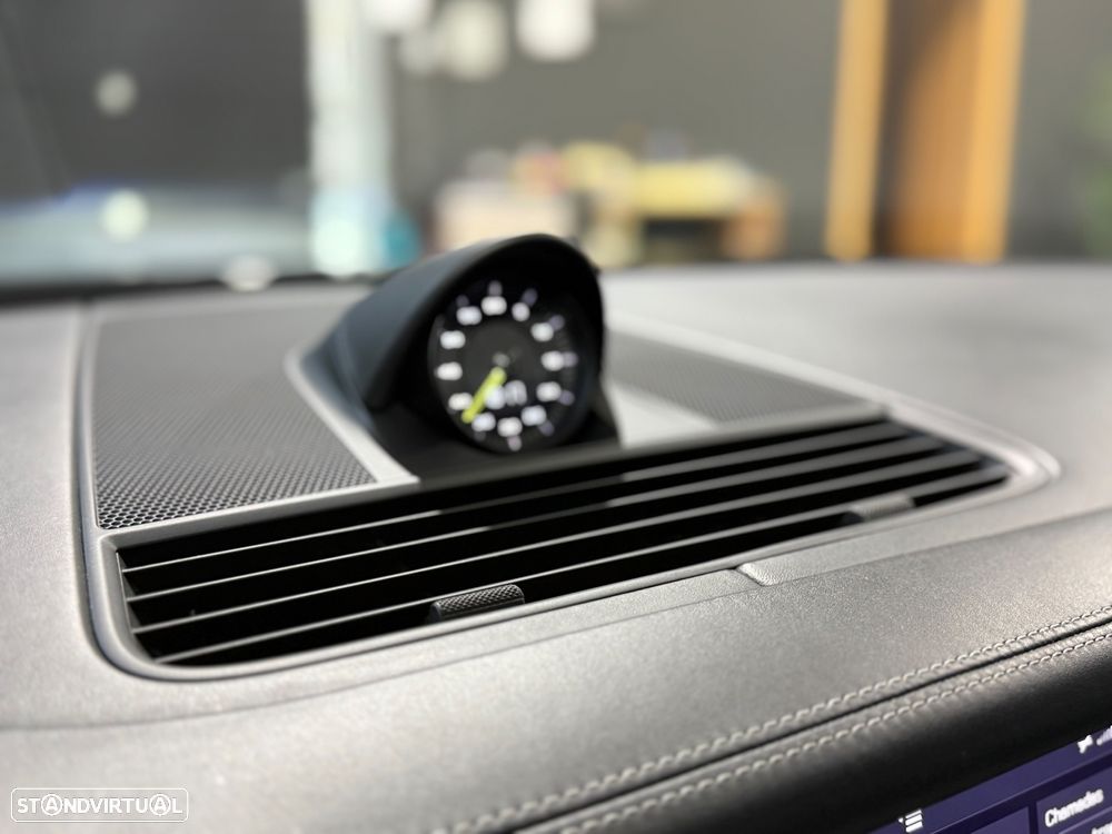 Porsche Panamera 4 E-Hybrid Executive - 28
