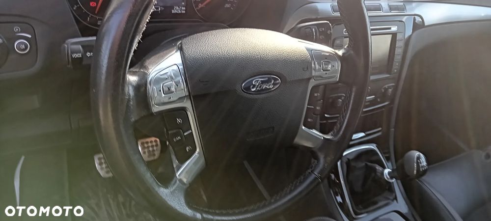 Ford S-Max 2.2 TDCi DPF Platinium X - 33