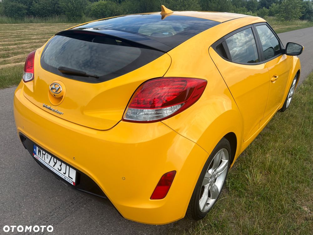 Hyundai Veloster 1.6 GDI Premium - 12