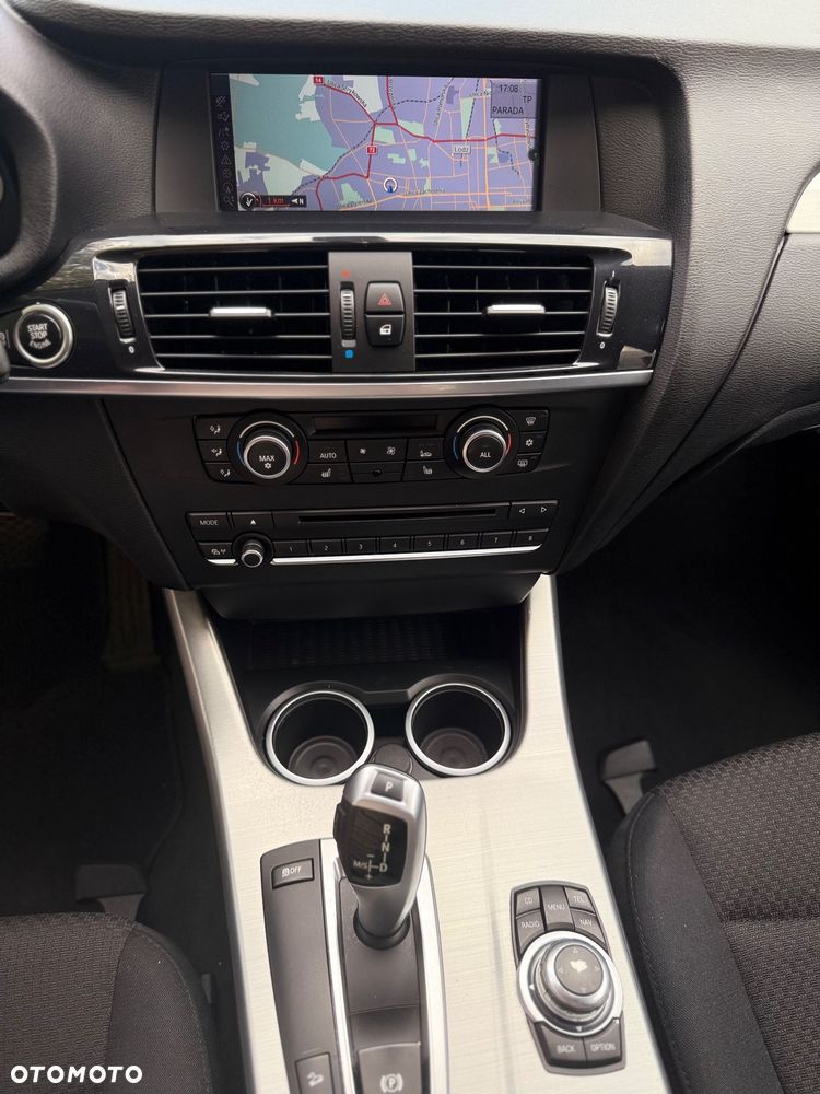 BMW X3 sDrive20i xLine - 11