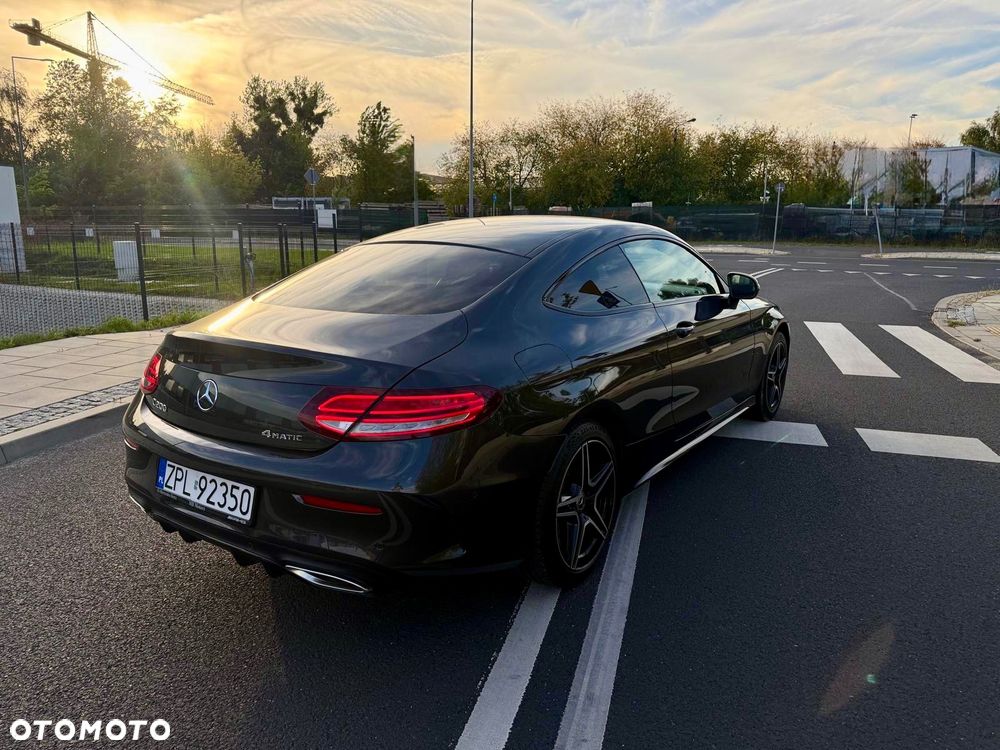 Mercedes-Benz Klasa C 200 4MATIC 9G-TRONIC - 39