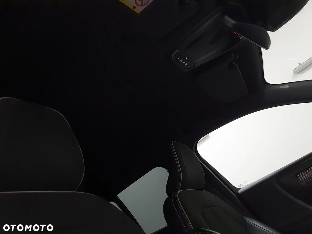 Volvo XC 40 D3 R-Design - 25