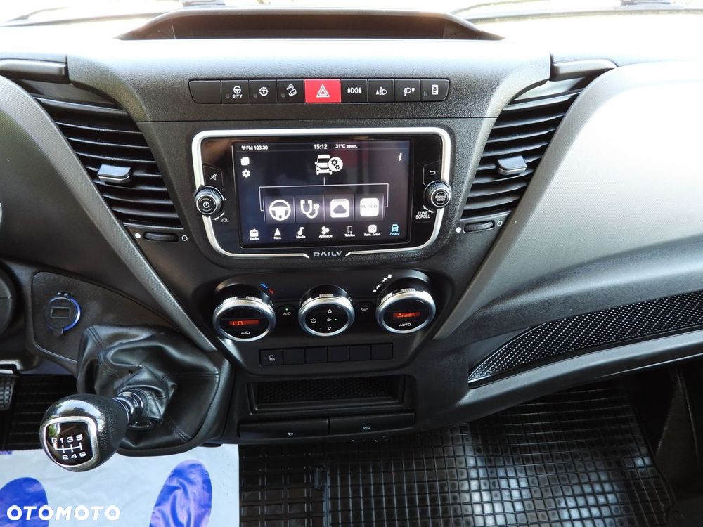 Iveco DAILY 35S18 PLANDEKA 10 PALET TEMPOMAT NAWIGACJA LEDY KLIMATYZACJA  180KM - 36