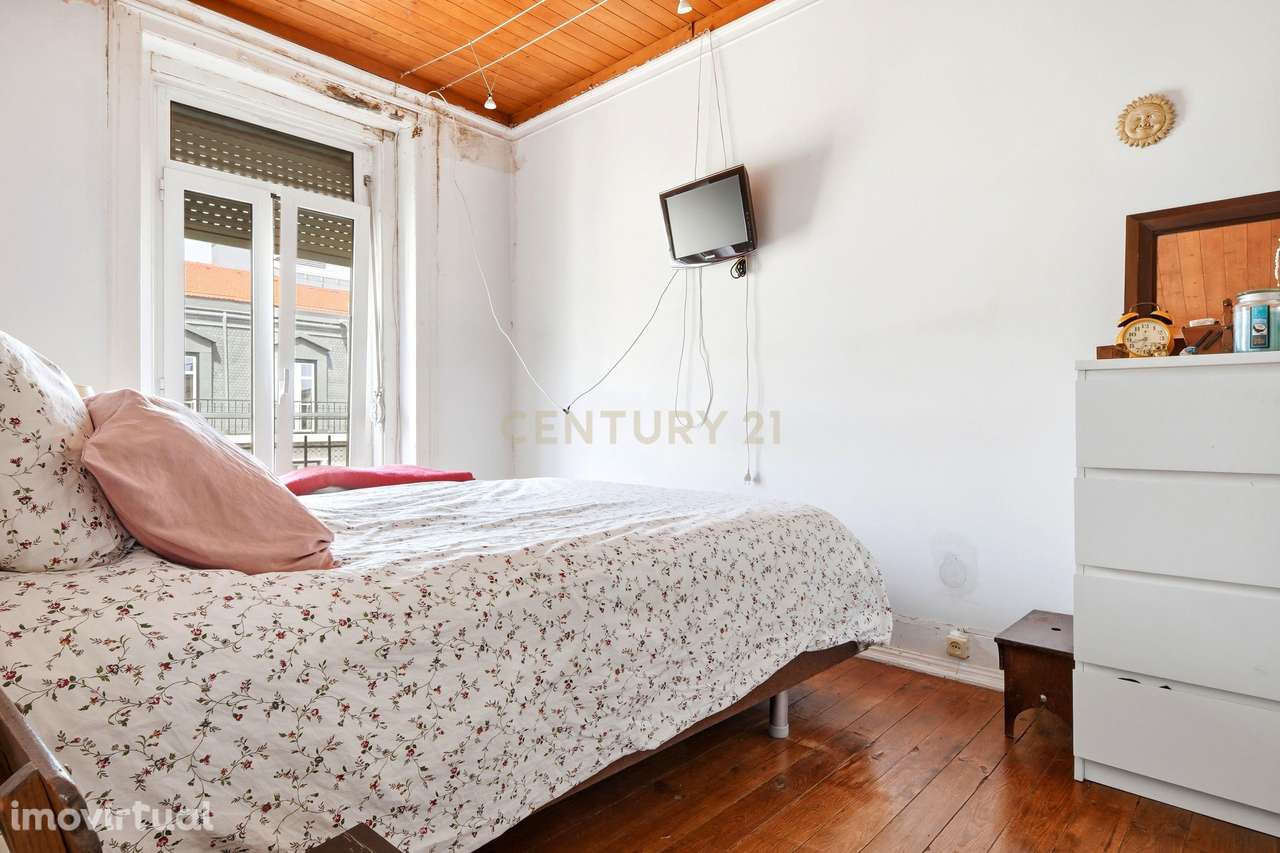 Apartamento de charme com 200m² e potencial extraordinário no coração - Grande imagem: 4/32