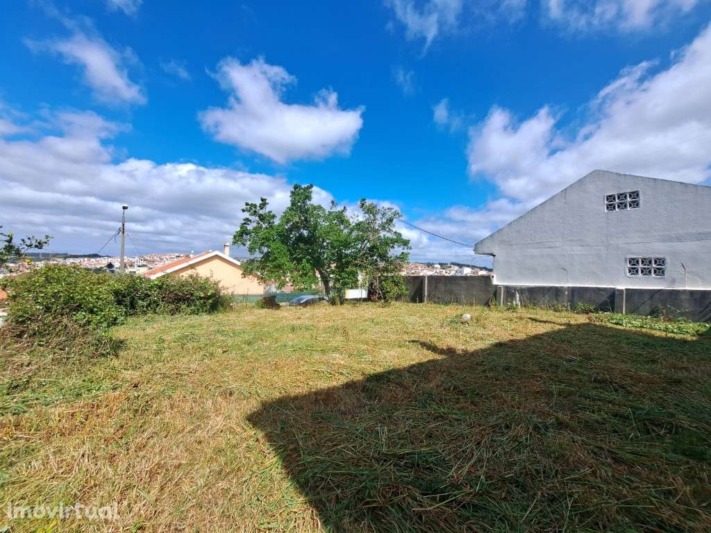 Terreno Urbano c/ 262m2 - Famões / Odivelas - Grande imagem: 2/7