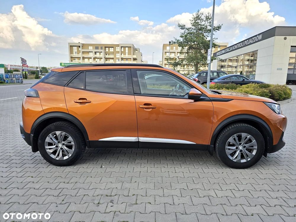 Peugeot 2008 - 8