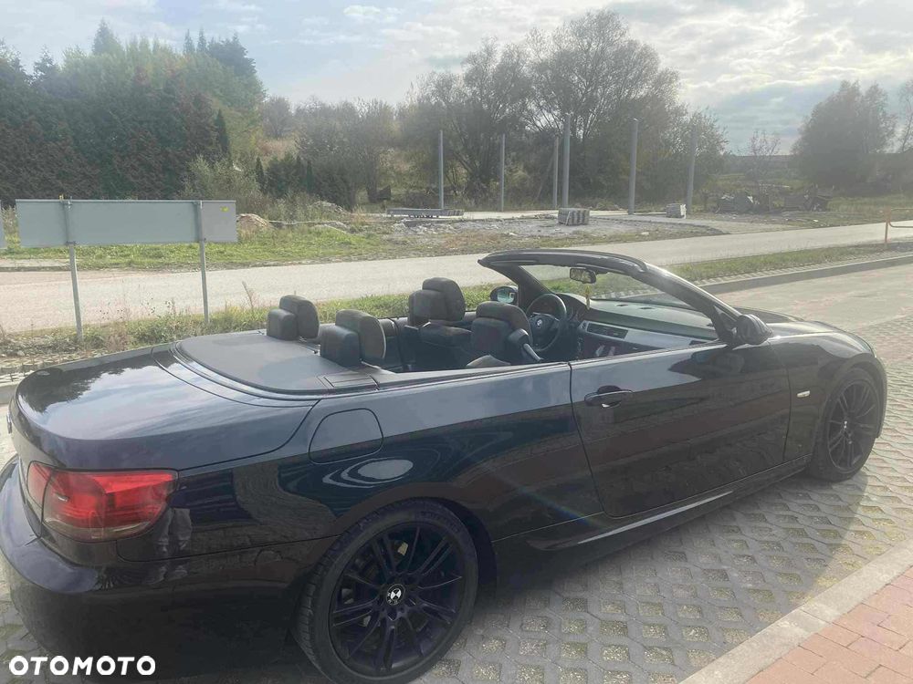 BMW Seria 3 325i M Sport Edition - 5