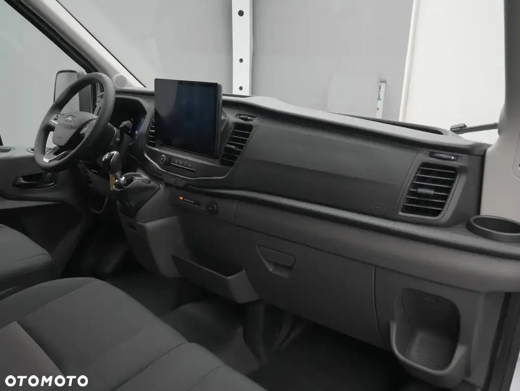 Ford Transit L3H2 130KM Trend - 18