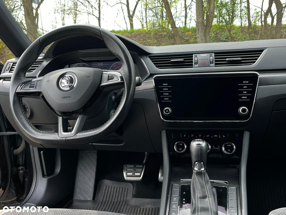 Skoda Superb 2.0 TDI SCR 4x4 Sportline DSG - 22