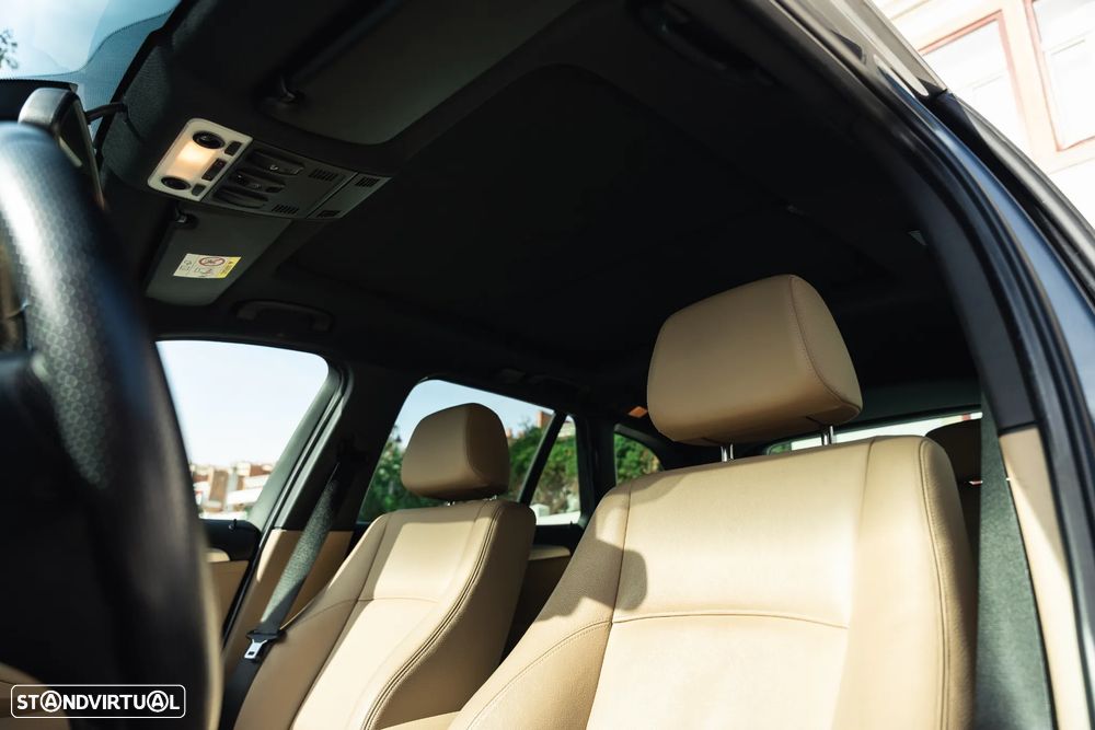 BMW X1 25 d xDrive Auto Pack M - 17