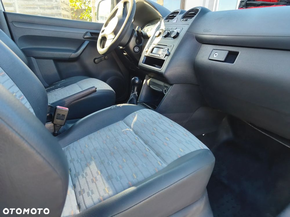 Volkswagen Caddy - 8