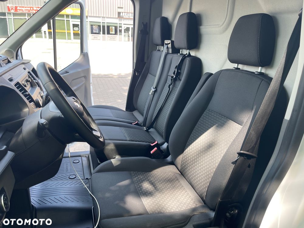Ford Transit - 9