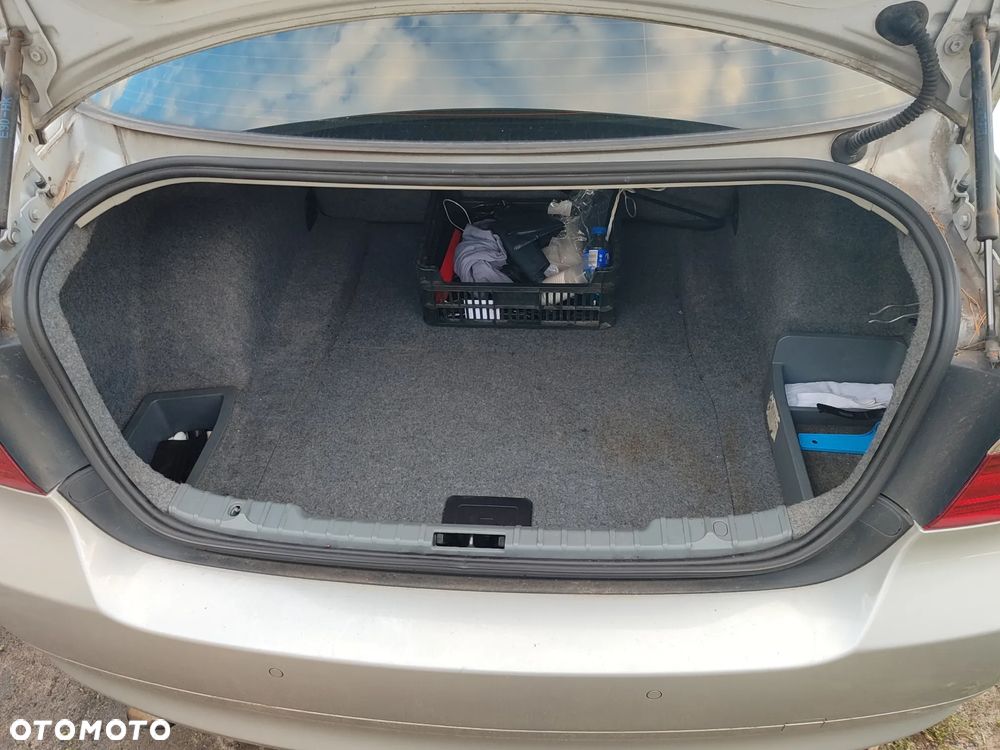 BMW Seria 3 318d - 9