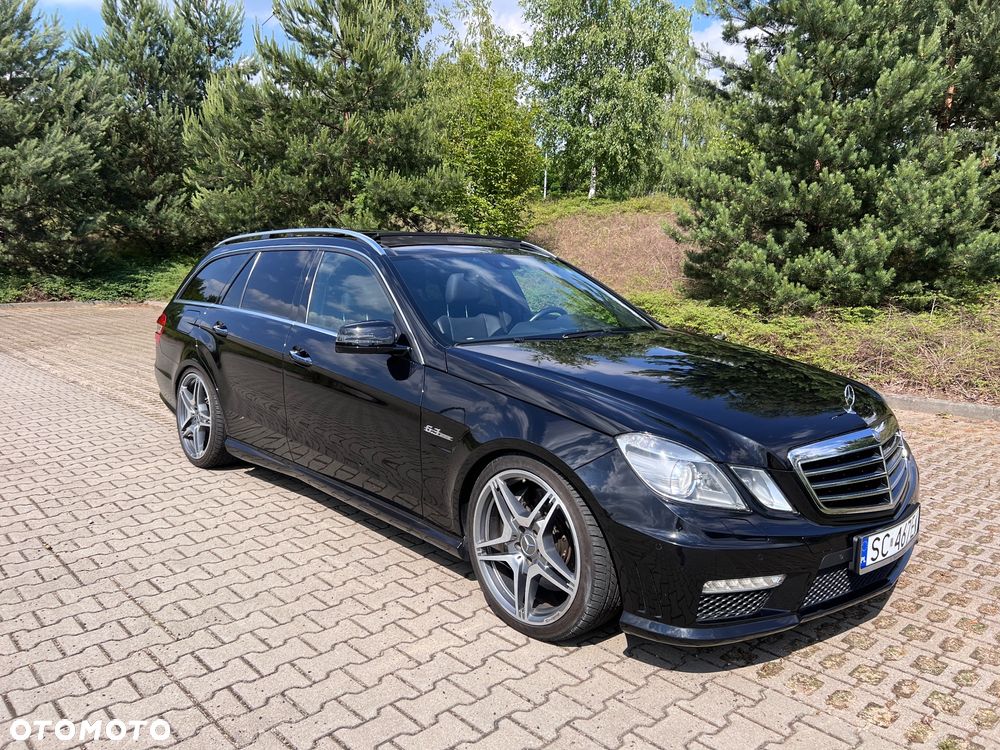 Mercedes-Benz Klasa E 63 AMG - 35