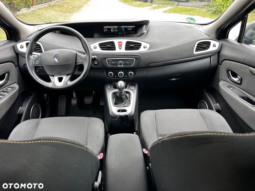 Renault Scenic 1.6 16V 110 Dynamique - 34