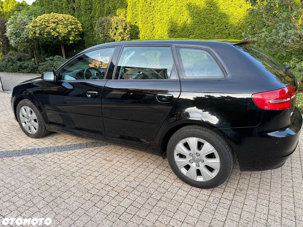 Audi A3 Sportback 2.0 TDI DPF Attraction S tronic - 3