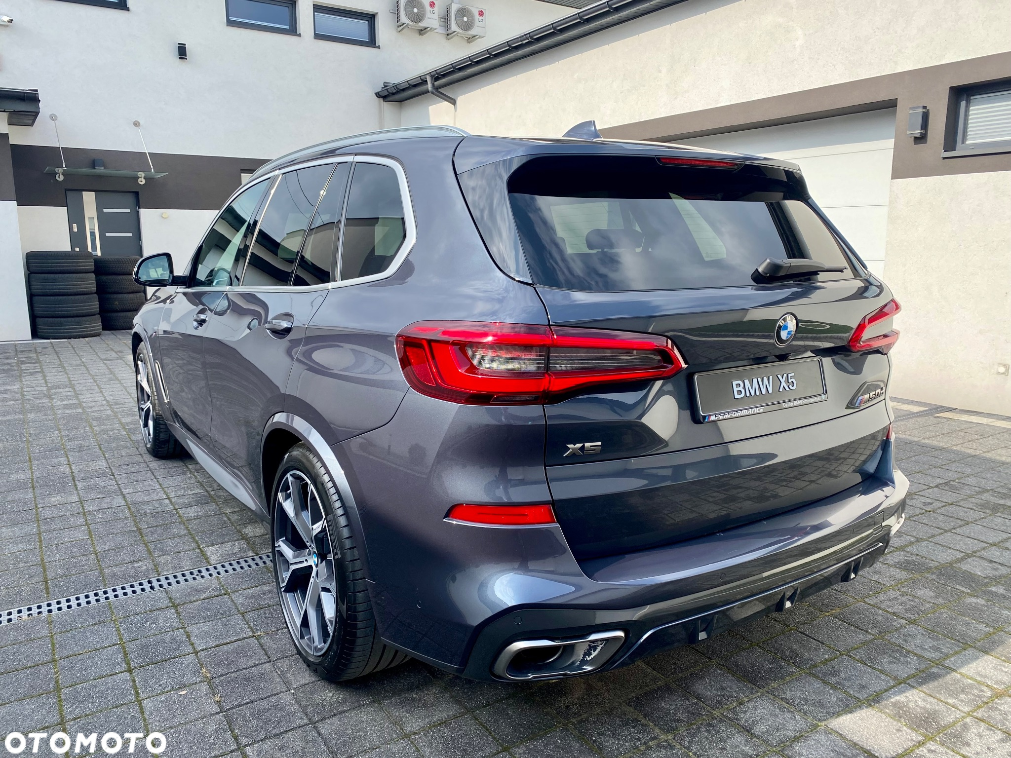 BMW X5 M M50d - 12