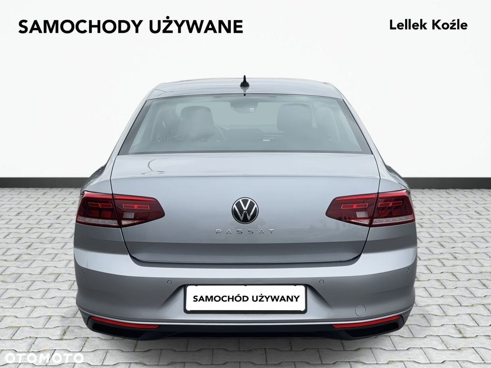 Volkswagen Passat 2.0 TSI Business DSG - 6