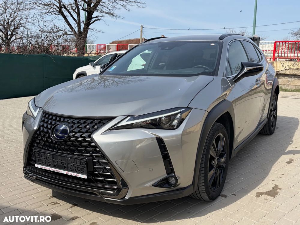 Lexus UX - 1