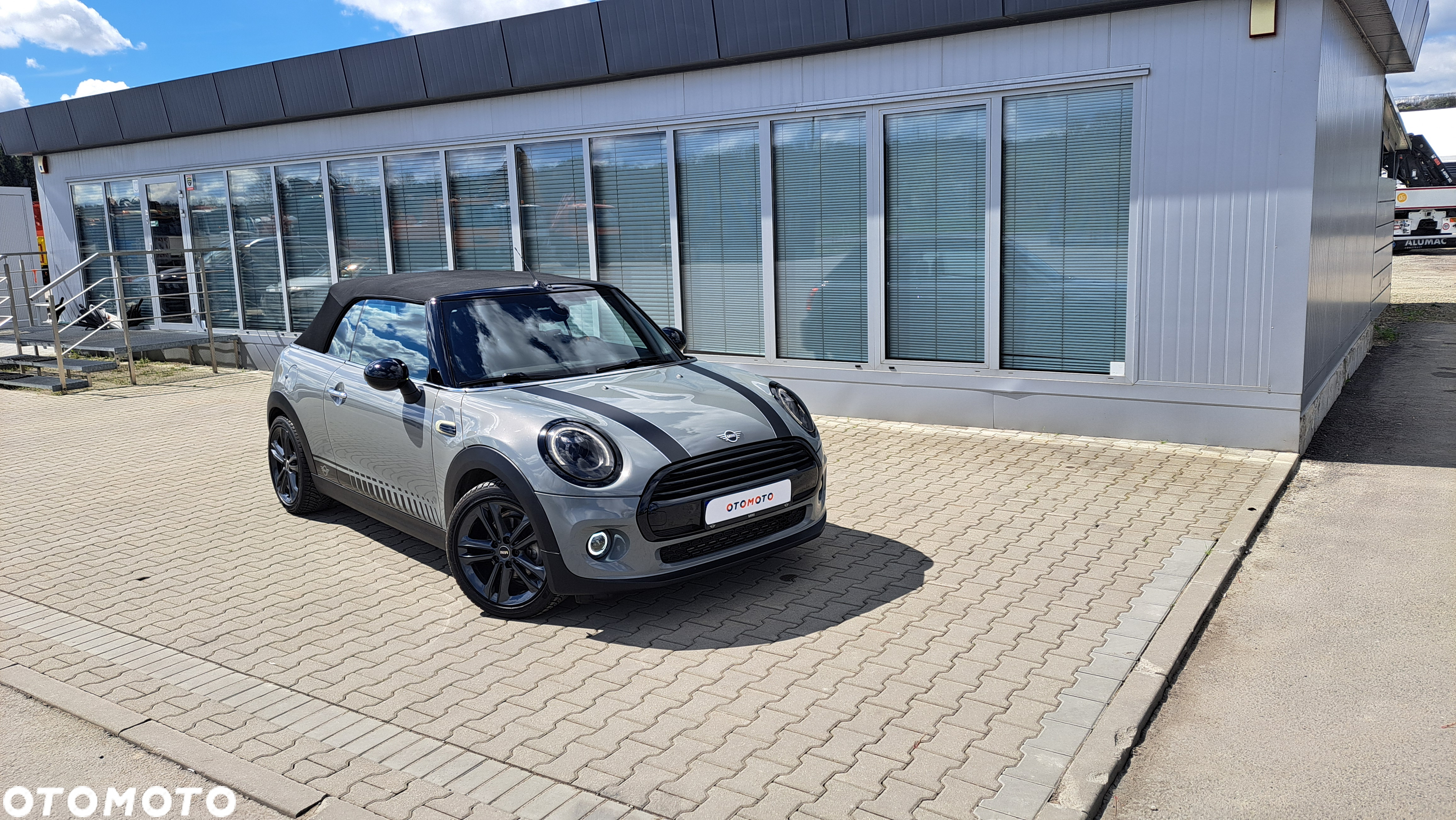 MINI ONE Cabrio Sidewalk Edition - 2