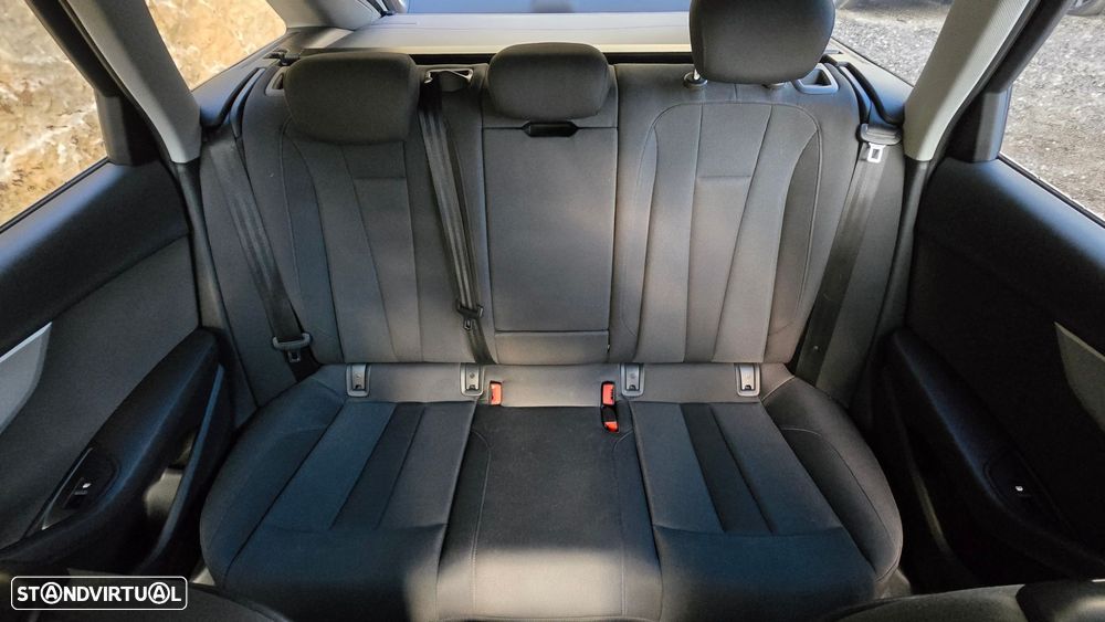 Audi A4 Avant 35 TDI S tronic - 49