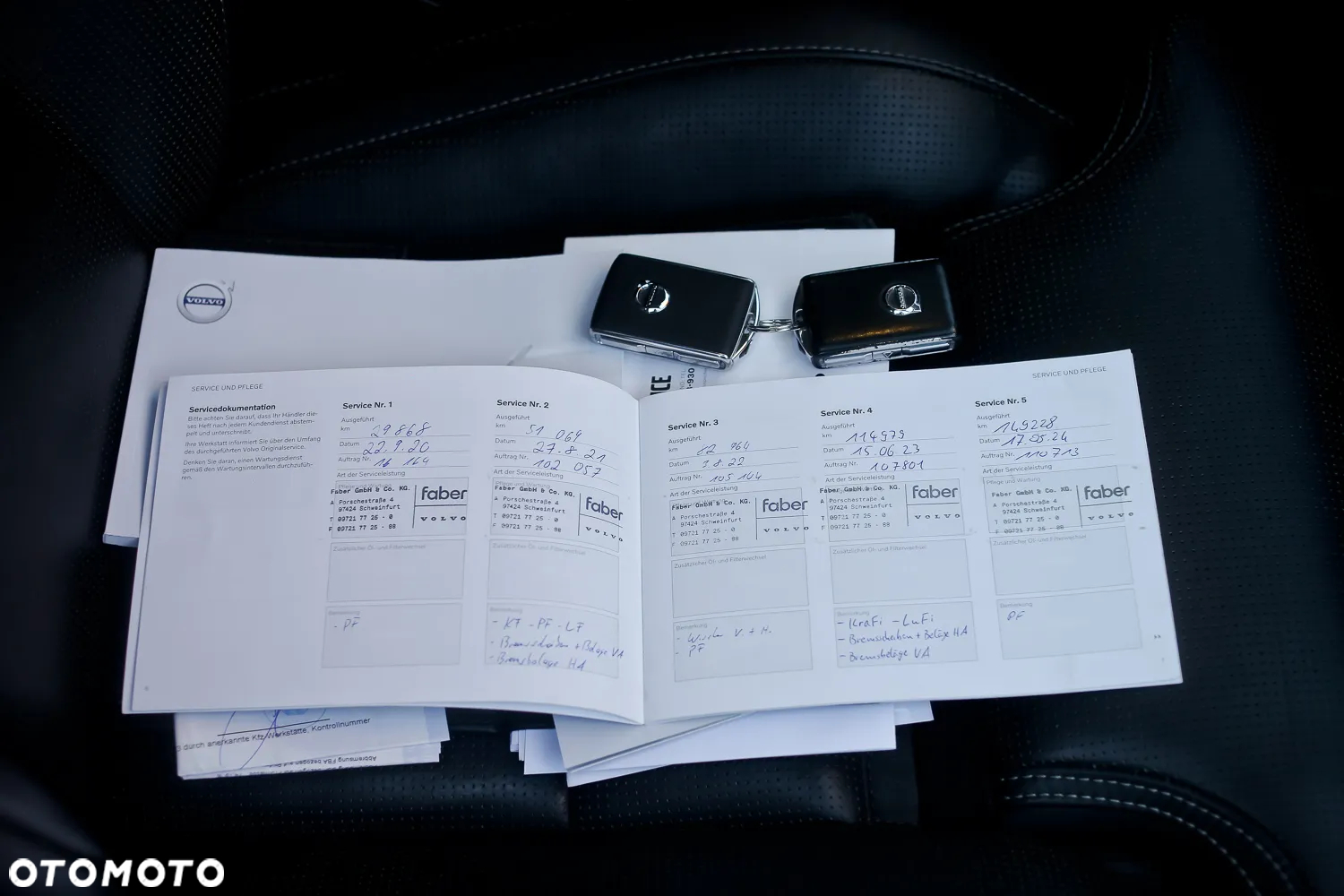 Volvo XC 60 D5 AWD Geartronic RDesign - 33