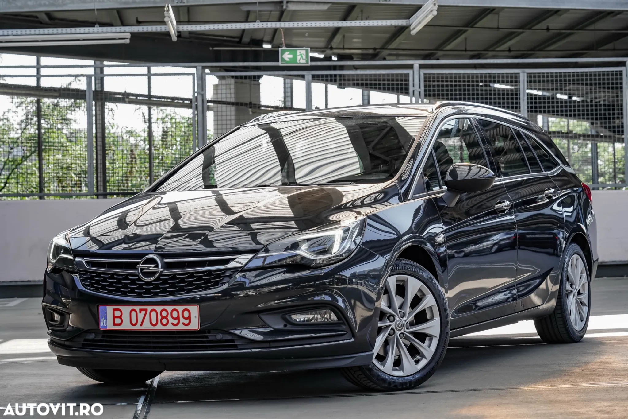 Opel Astra 1.6 D (CDTI) Start/Stop Sports Tourer Innovation - 18