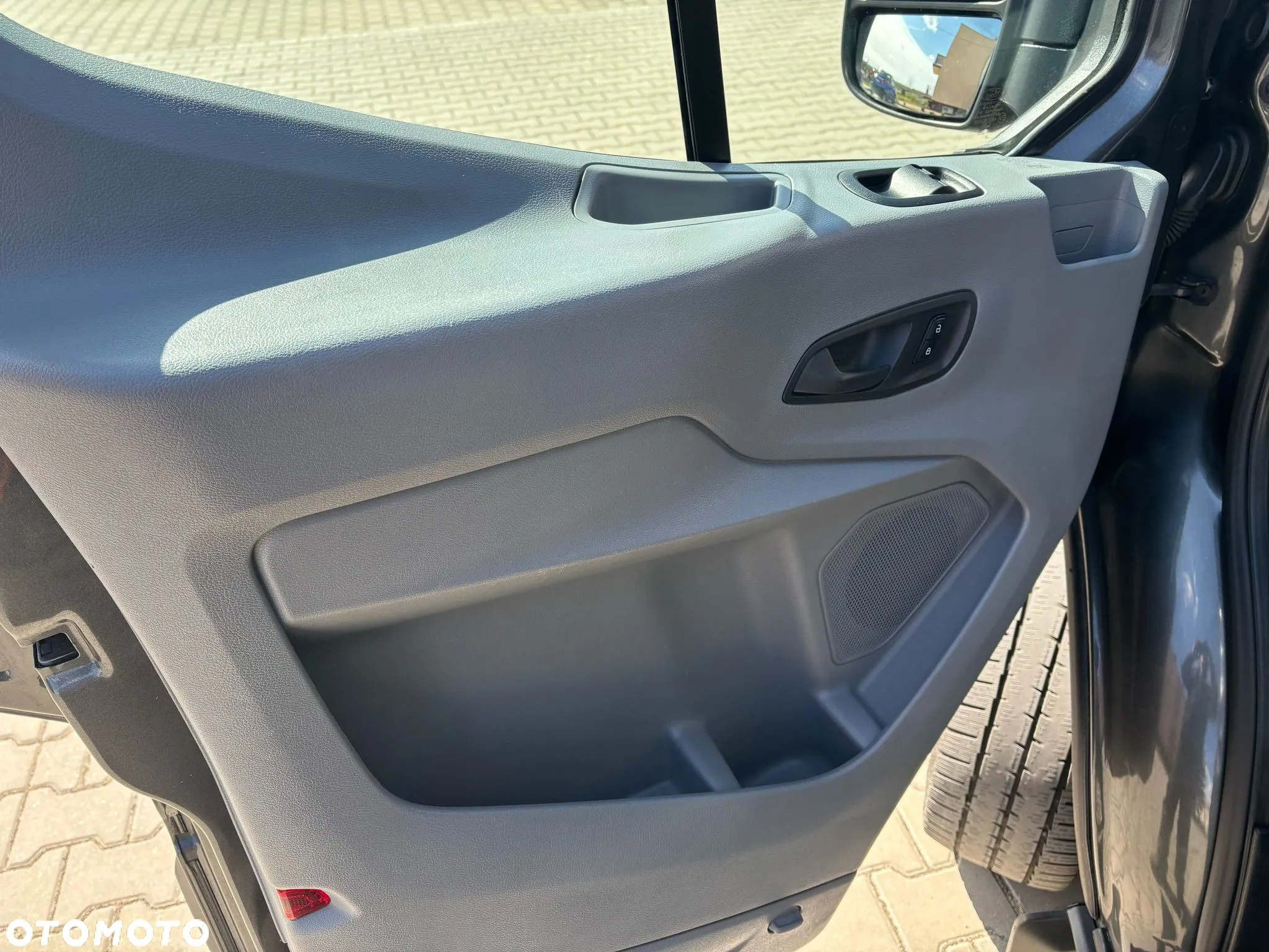 Ford Transit - 18