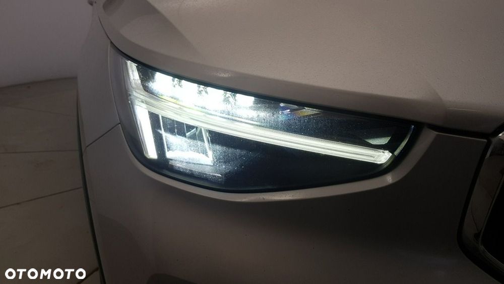 Volvo XC 40 - 11