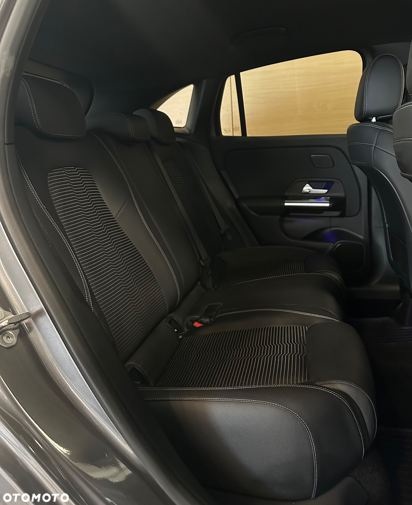 Mercedes-Benz GLA 200 d Progressive - 15