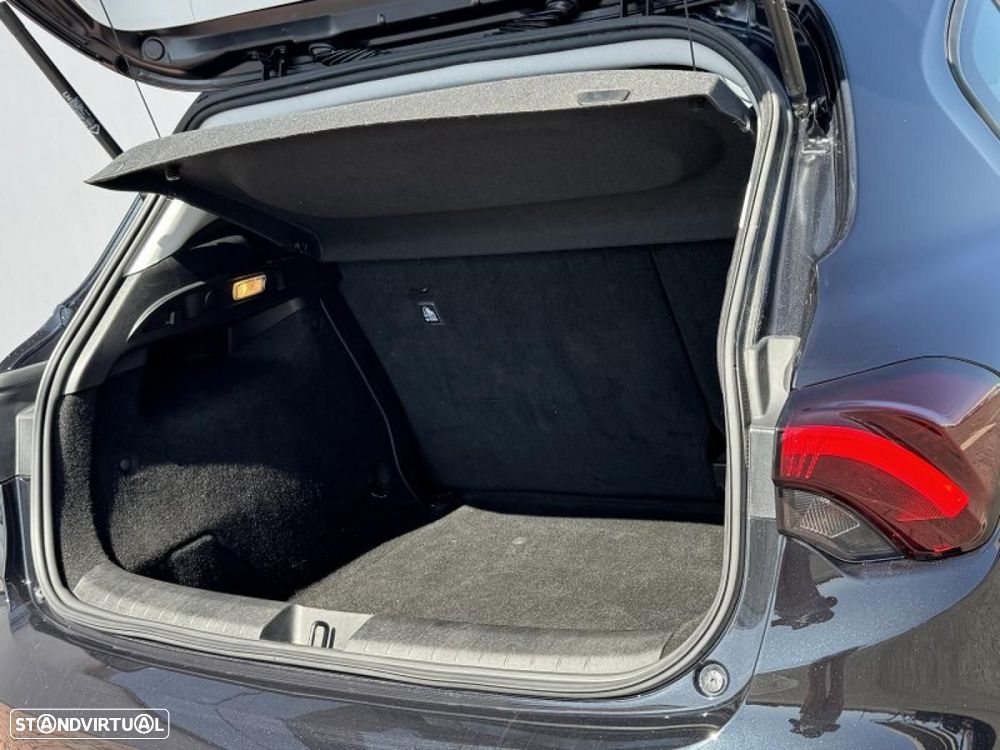 Fiat Tipo 1.3 M-Jet Lounge Tech - 32