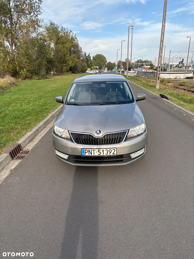 Skoda RAPID - 11