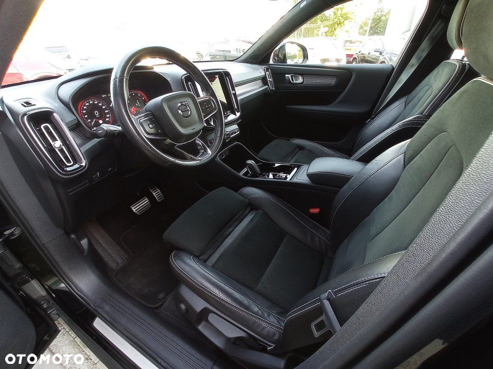 Volvo XC 40 - 9
