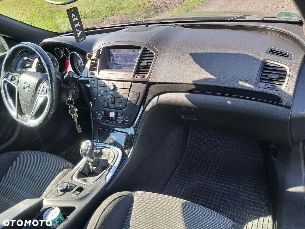 Opel Insignia - 15