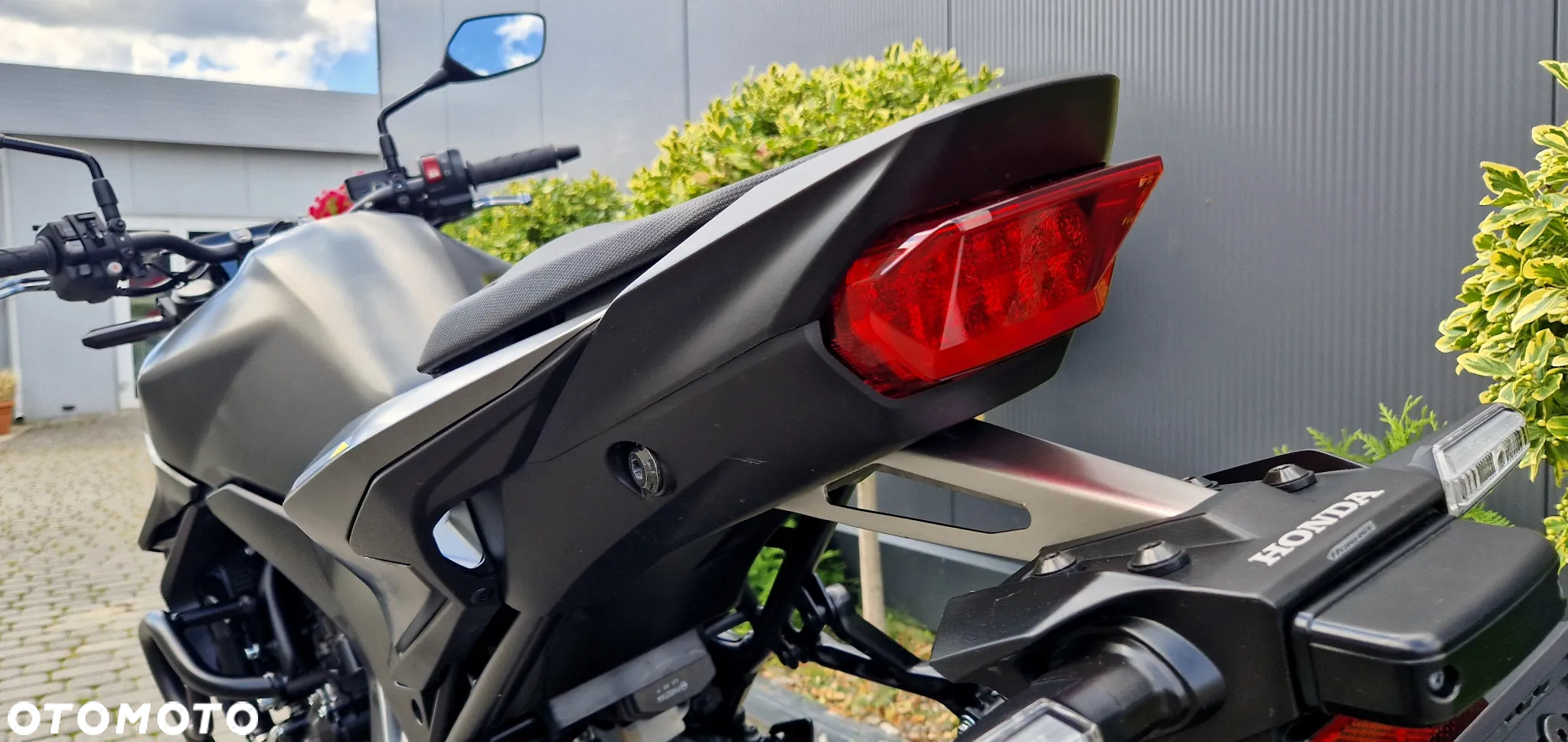 Honda Hornet - 35