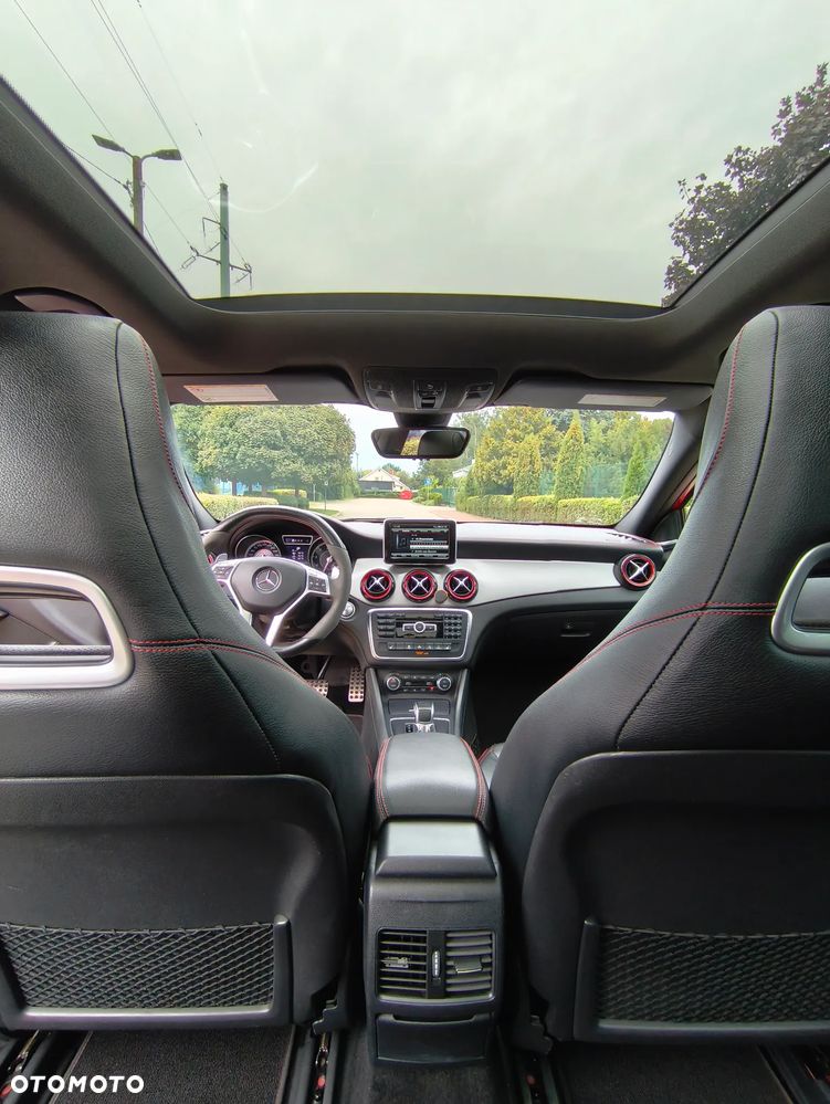 Mercedes-Benz GLA AMG 45 4Matic AMG Speedshift 7G-DCT - 10